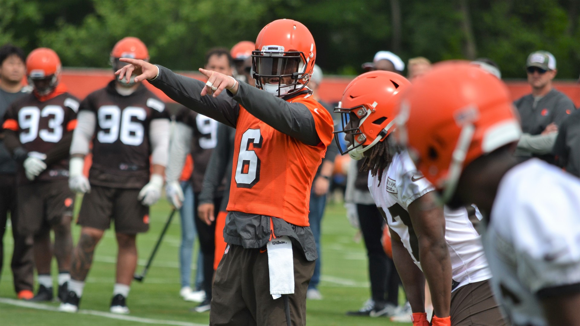 Rivals Sports Grille debuts ‘Feelin’ Dangerous’ Burger in honor of