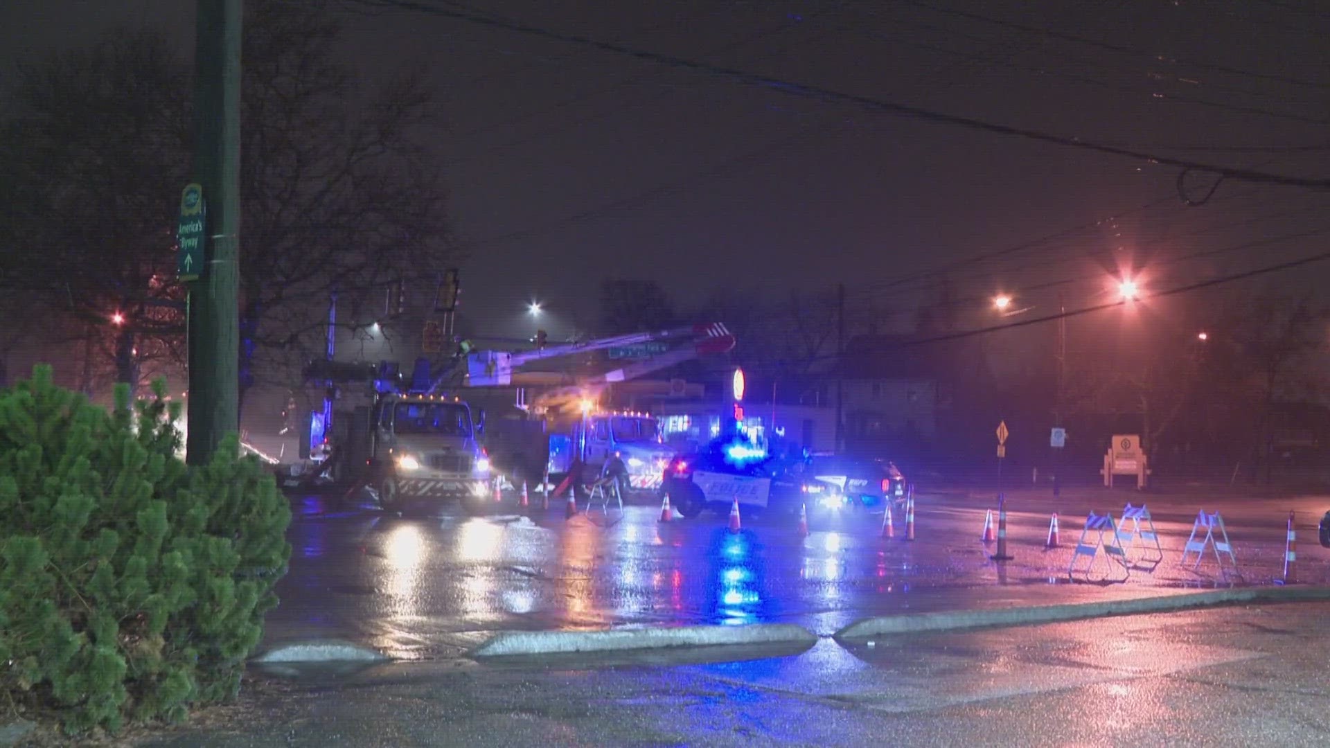 Bus shelter destroyed in Newburgh Heights crash