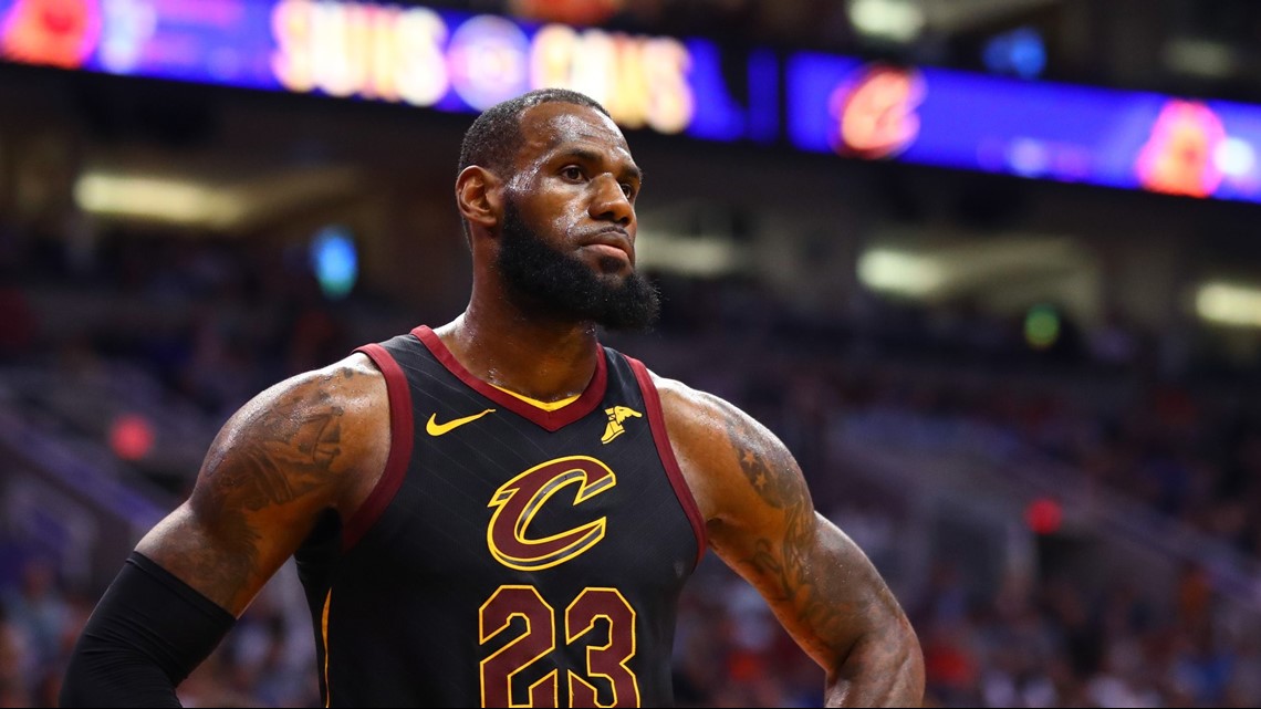 LeBron James Receives MVP Chants From Road Crowd During Win Over ...