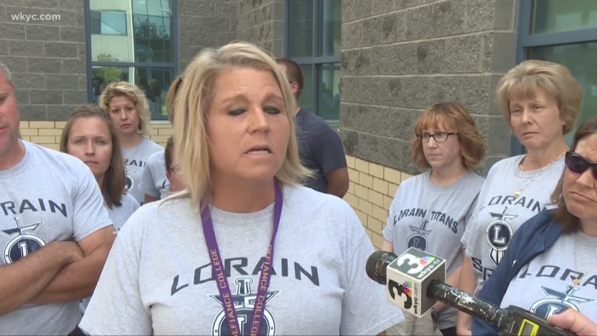 It has been messy beginning to the school year in Lorain, where teachers are concerned that they may not get paid. On Tuesday, there were two meetings to try to set things right.