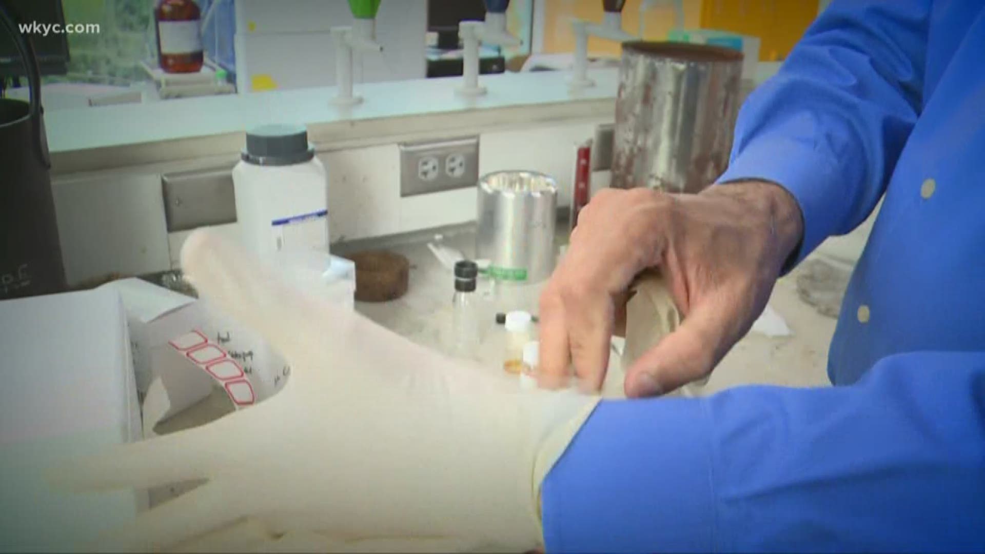 University of Akron professor developing opioid detecting glove for first responders