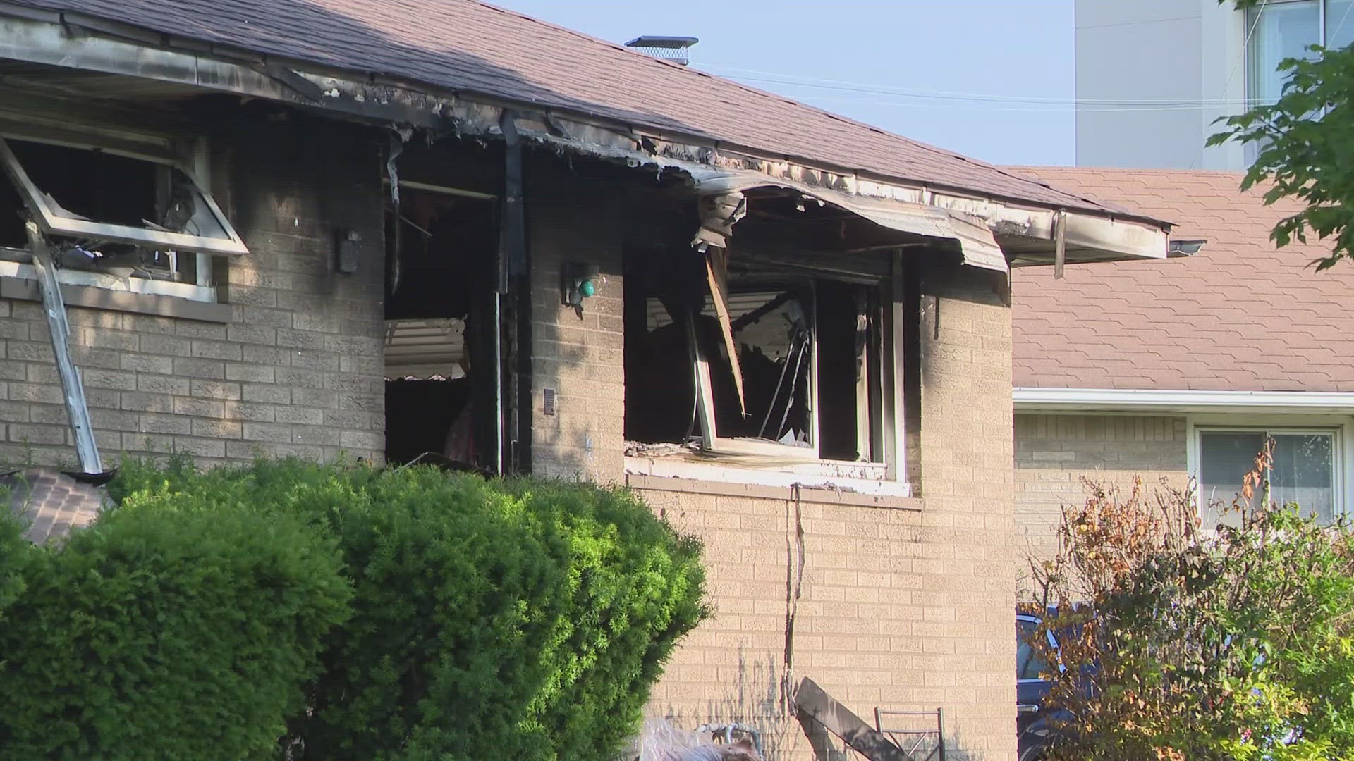 Woman dies in Cleveland house fire on West 148th Street | wkyc.com