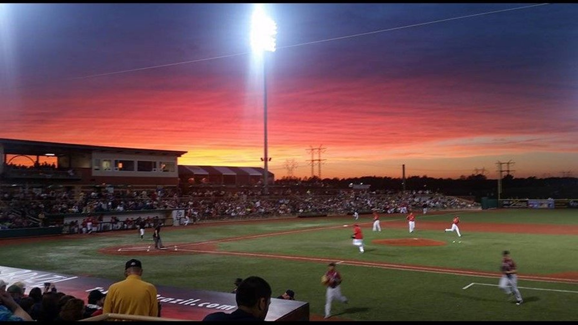 Former Akron Racers pro fastpitch team to play 6 games in Avon