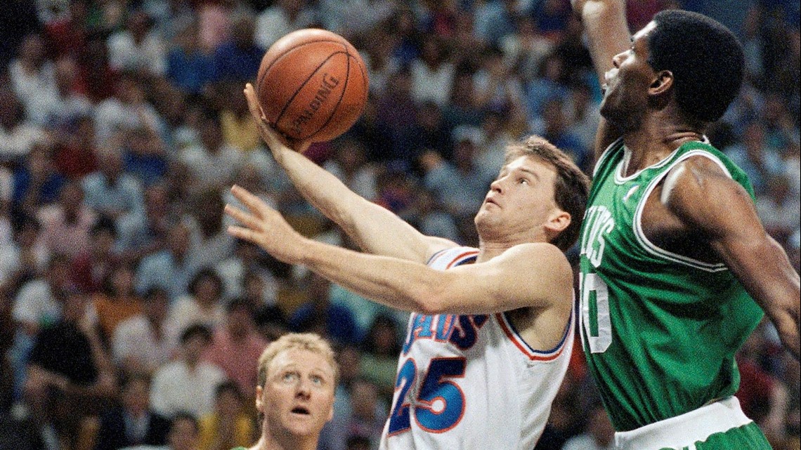 Former NBA Sharpshooter Mark Price Connects With Sons In Different Ways