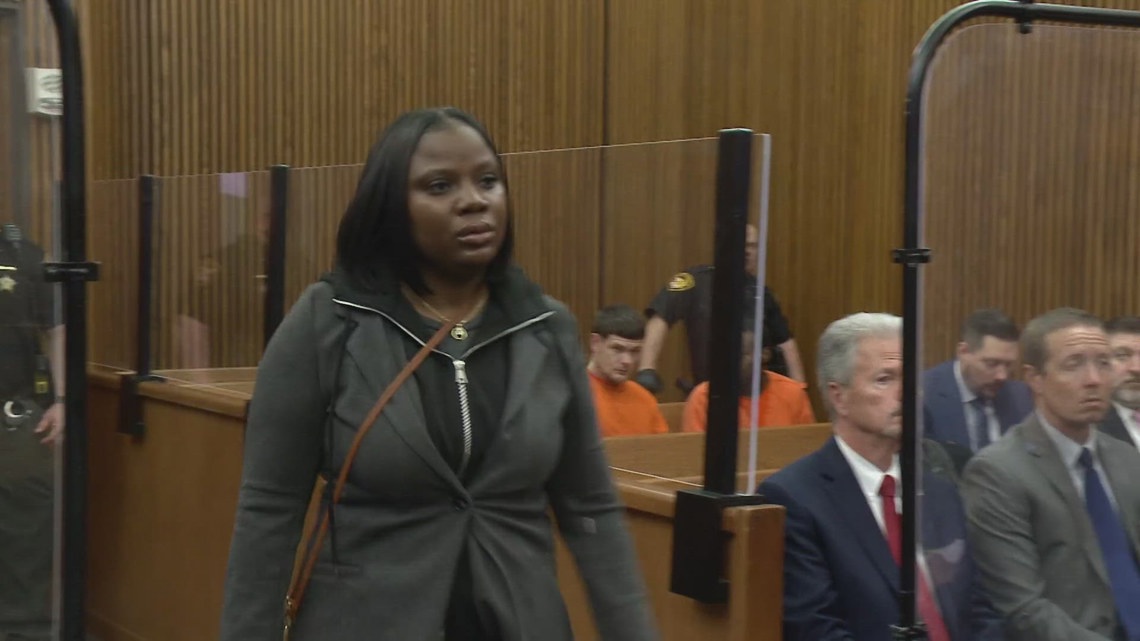 East Cleveland police officer pleads not guilty to multiple charges tied to incidents in 2024, 2025