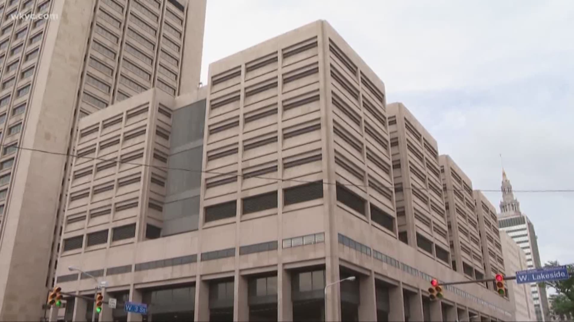 20 inmates file lawsuit against Cuyahoga jail, conditons