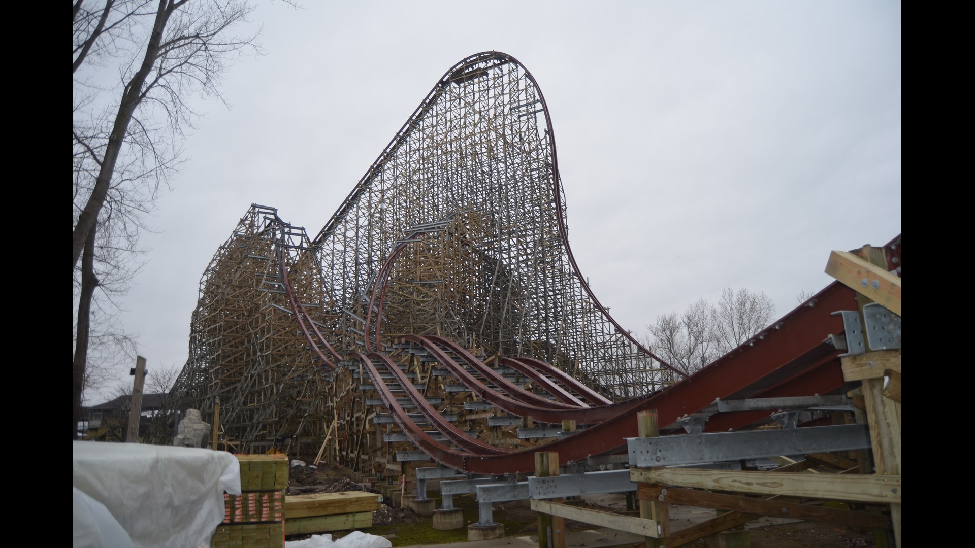 Cedar Point's Steel Vengeance See the first full ride video