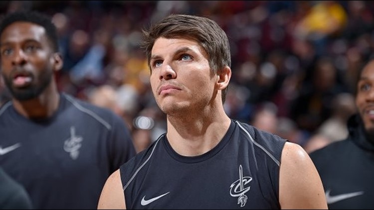Cavaliers' Kyle Korver attends funeral for younger brother