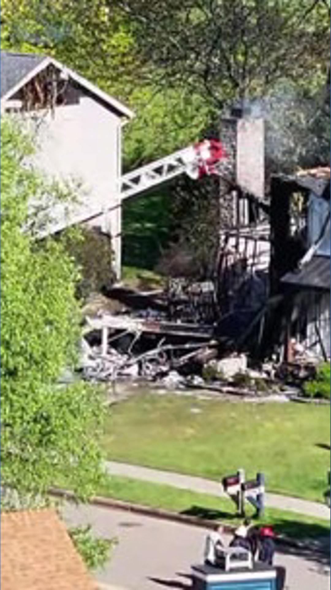 Akron police: 2 dead after plane crashes into home | wkyc.com