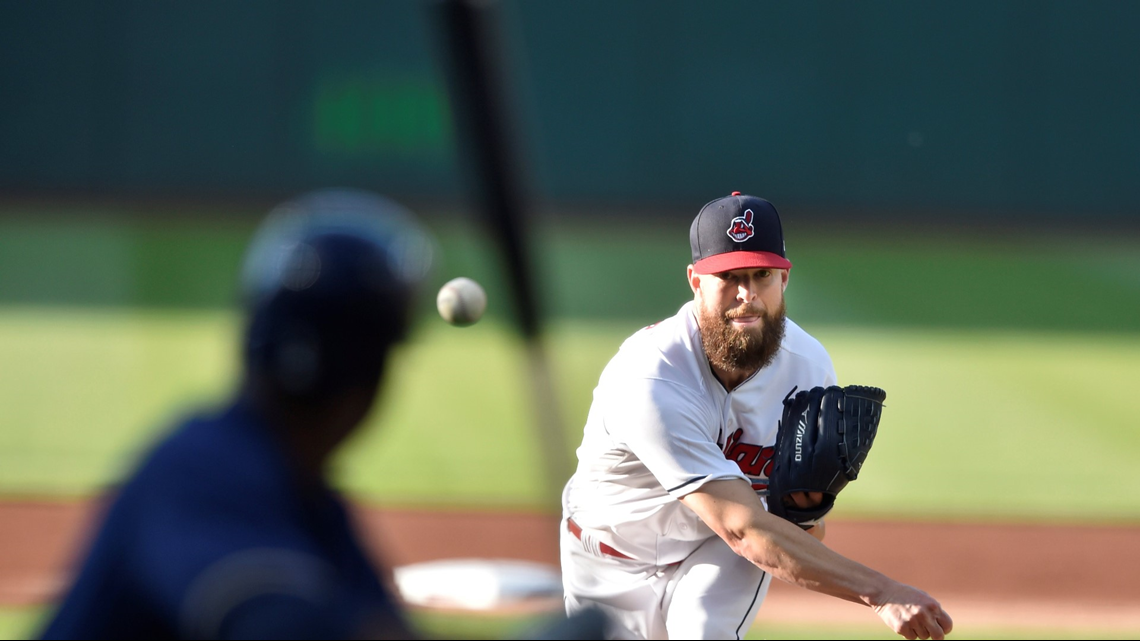 Kluber gets 9th win, Indians beat Brewers 3-2