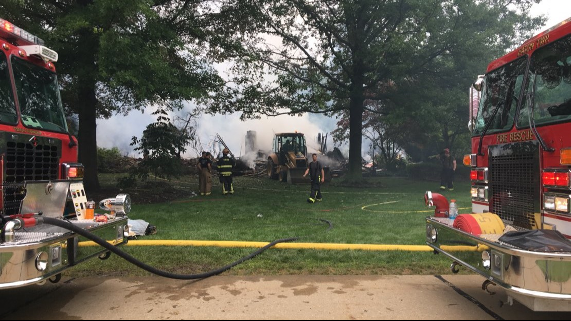 PHOTOS | Crews battle house fire in Eaton Township | wkyc.com