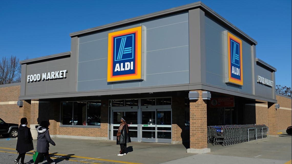 Aldi Begins Requiring All Employees To Wear Masks Or Face Coverings Due To Coronavirus Pandemic Wkyc Com