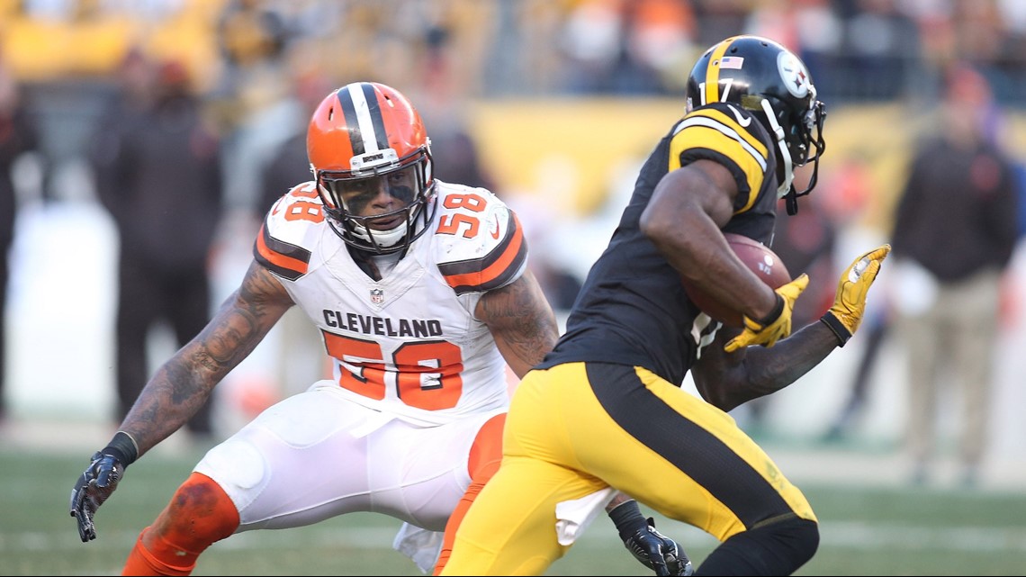 Cleveland's hot Halloween costume? Browns' 'Hard Knocks' star, OL