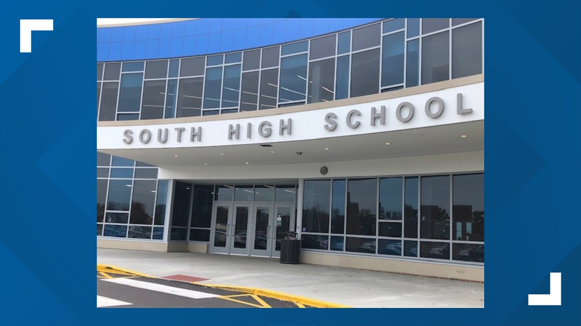Willoughby South High School closed due to mutiple COVID19 cases