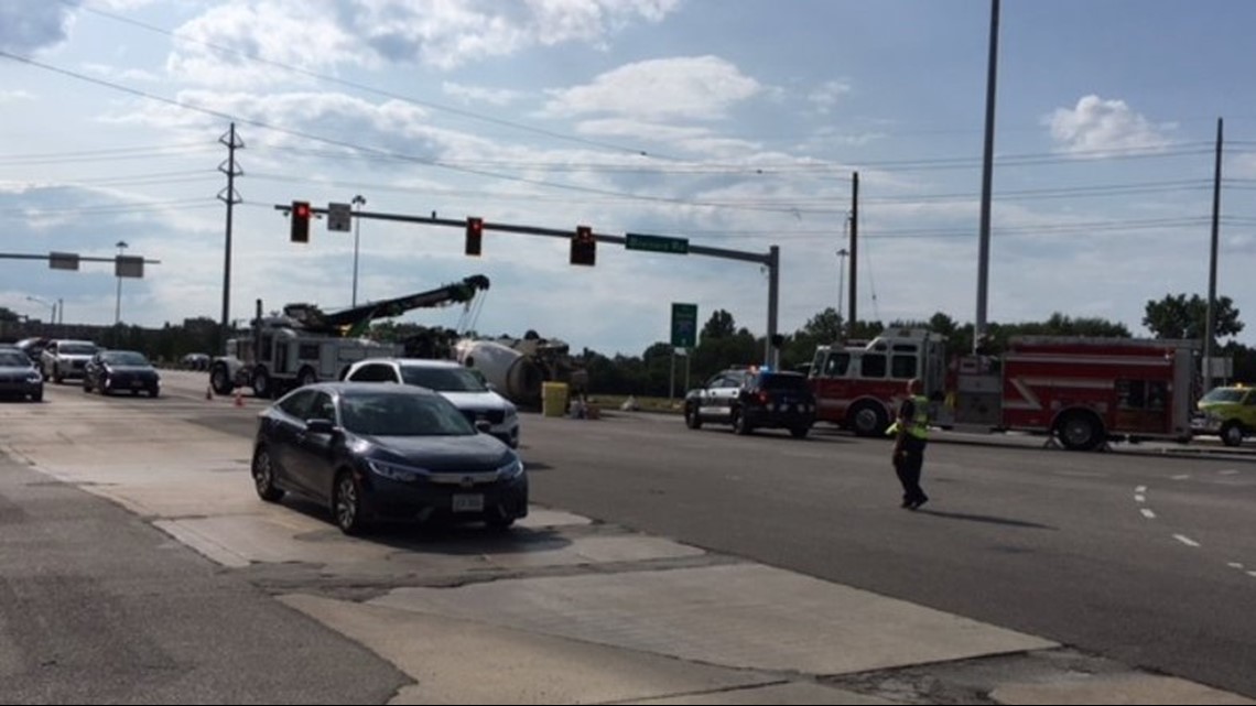 PHOTOS Lyndhurst cement truck accident at CedarBrainard