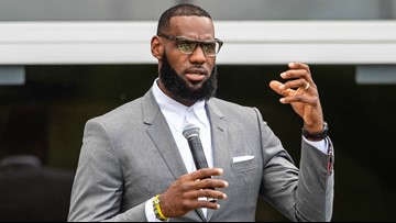 How did LeBron get his new hair? : r/tressless