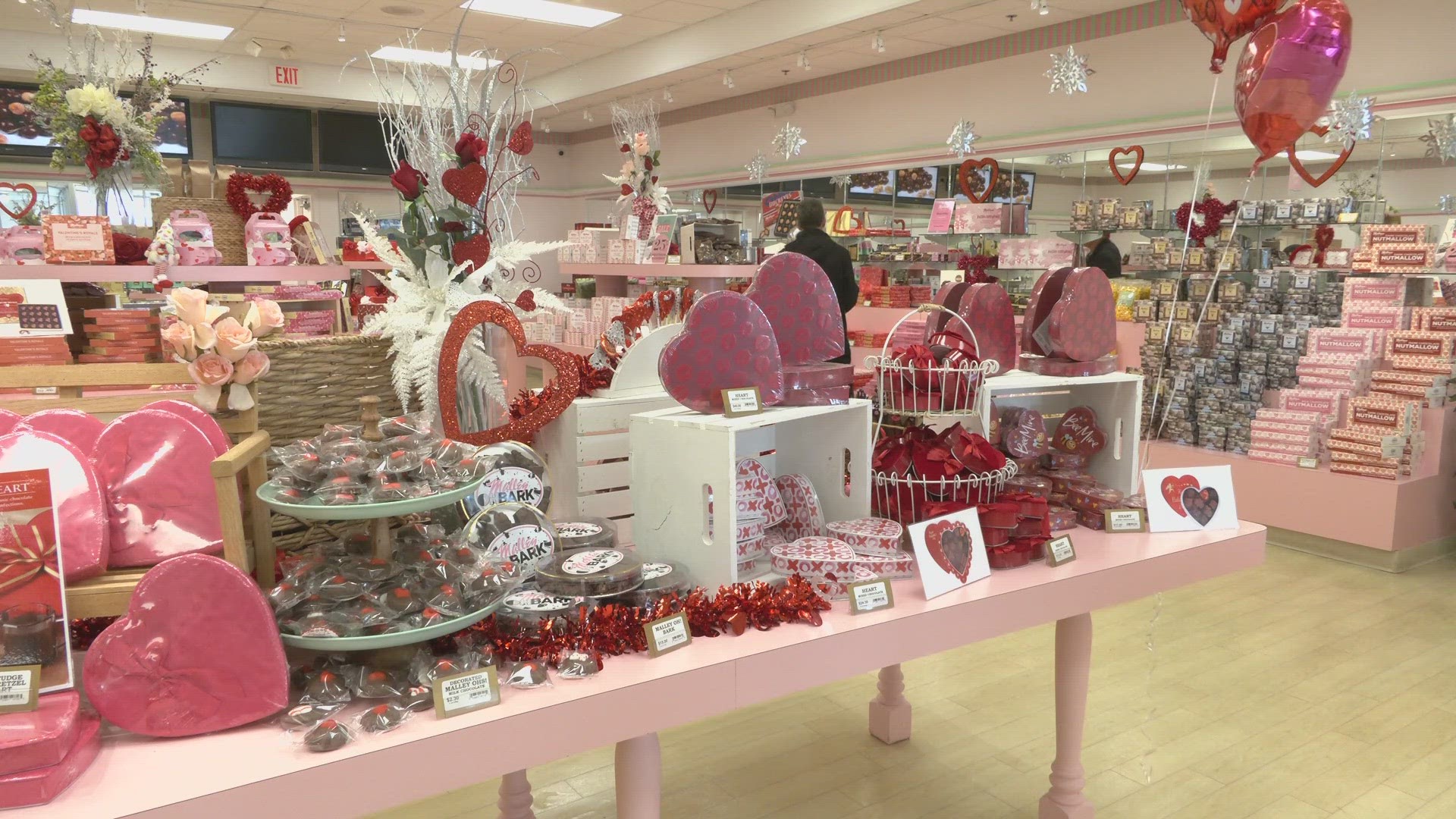 Looking for last-minute gift ideas for Valentine's Day? 3News' Austin Love has several ideas.