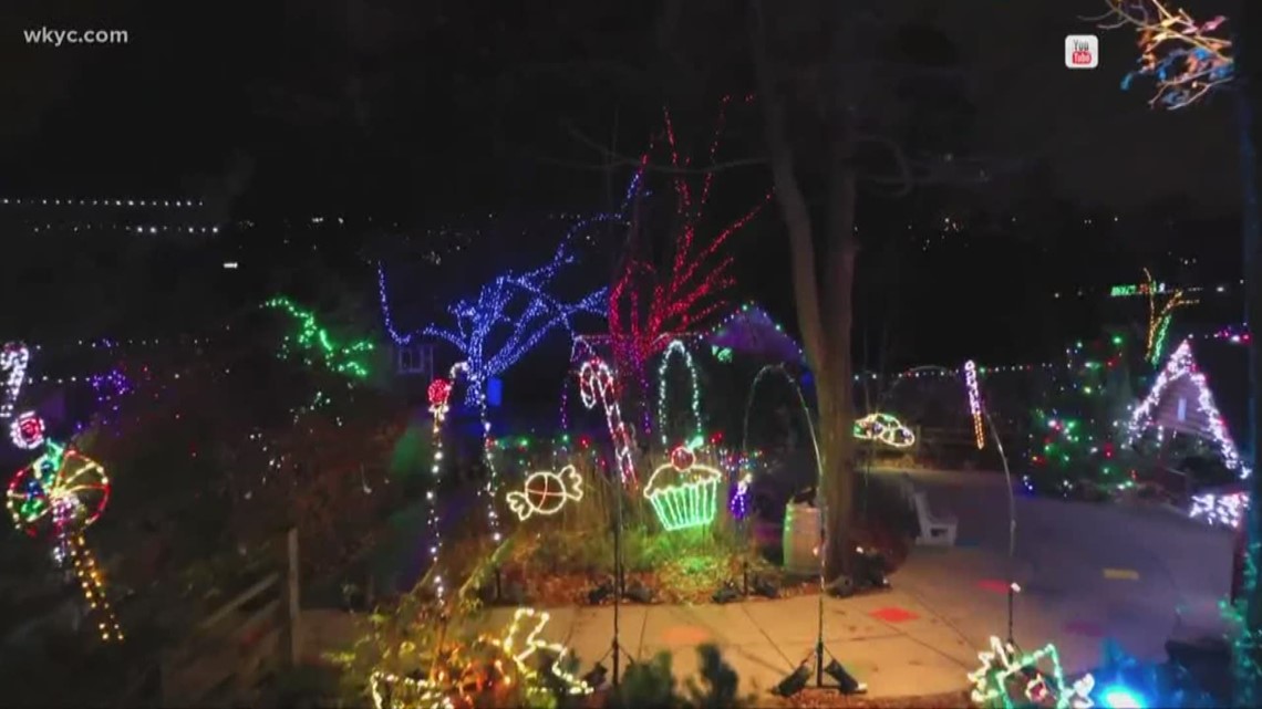 Akron Zoo Wild Lights 2021