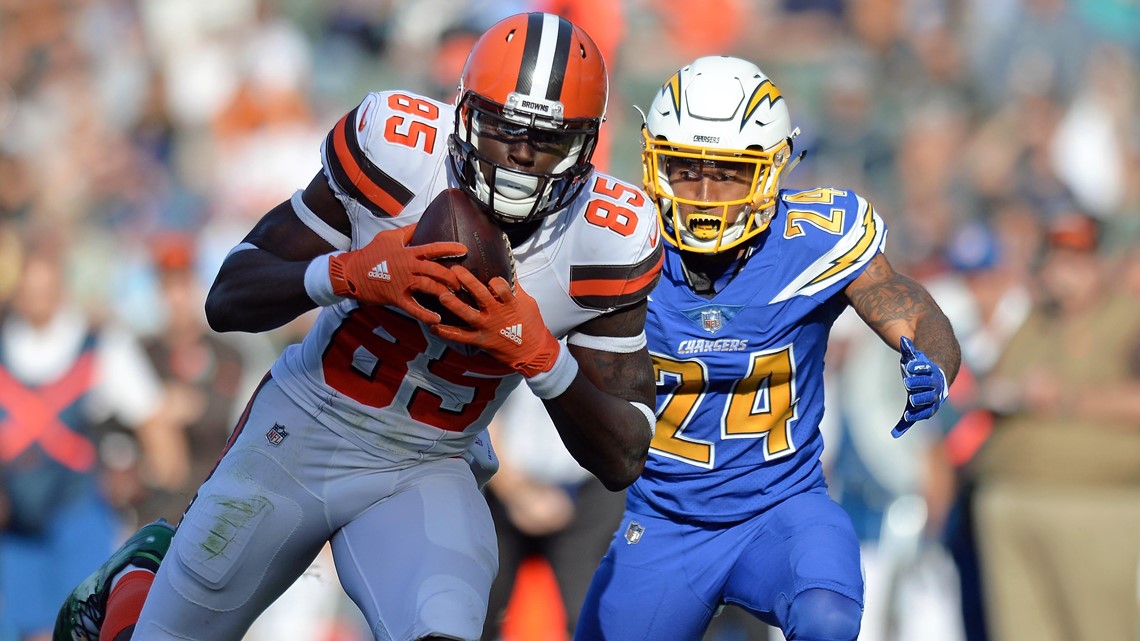 It's Time for Cleveland Browns to Unleash Tight End David Njoku - Sports  Illustrated Cleveland Browns News, Analysis and More