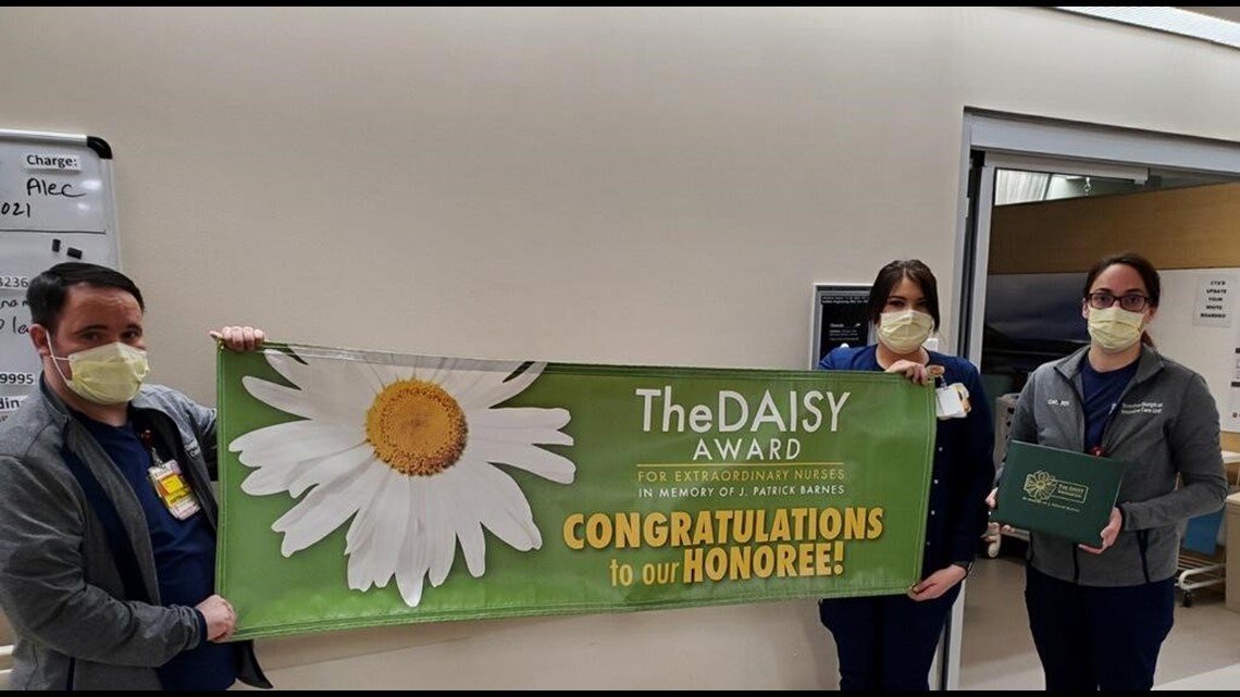 University Hospital nurse receives prestigious award - Vimarsana News