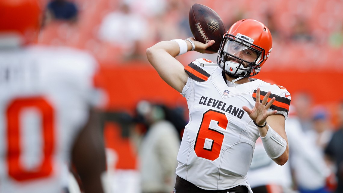 Cleveland Browns quarterback Baker Mayfield (6) looks to pass during an NFL  football game against the Seattle Seahawks, Sunday, Oct. 13, 2019, in  Cleveland. The Seahawks won 32-28. (AP Photo/David Richard Stock Photo -  Alamy