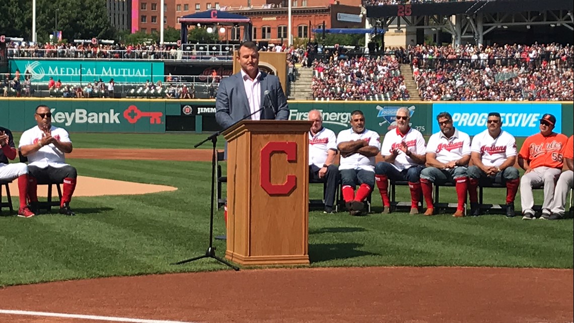 Jim Thome officially retires as a member of the Indians on night