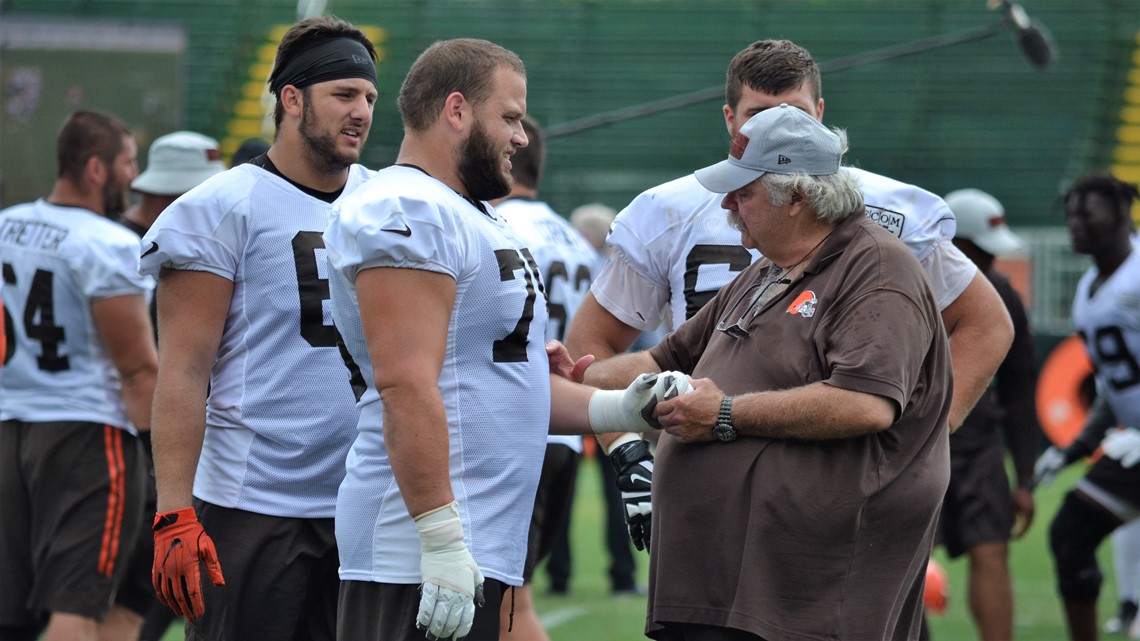 Hard Knocks: Bob Wylie (Browns Offensive Line Coach) 