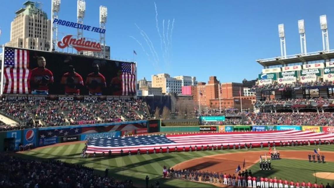 Indians owner tells fans to 'enjoy' Francisco Lindor