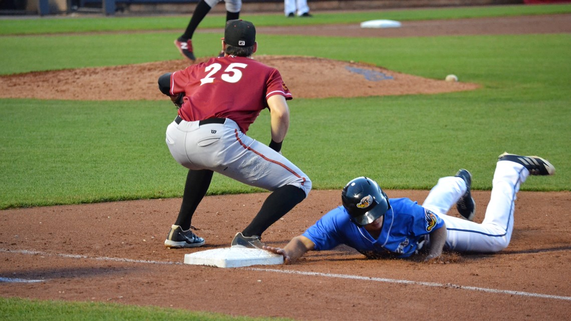PHOTOS Akron Rubber Ducks walk off with Game 2 win over Altoona Curve