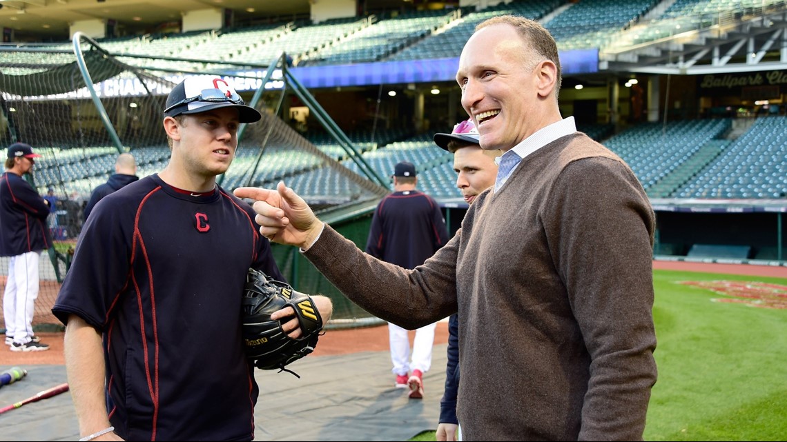 Indians remove Chief Wahoo from sleeve for series in Toronto