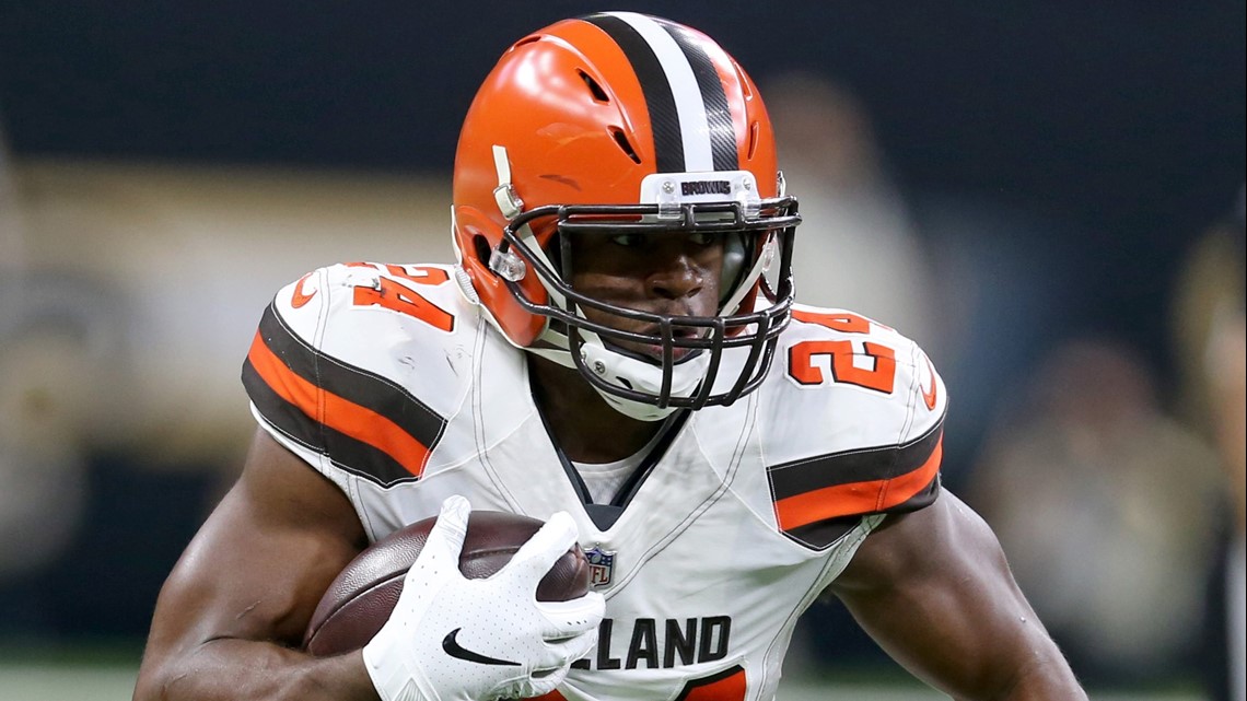 Watch: Nick Chubb scores on 33-yard touchdown run vs. Cardinals