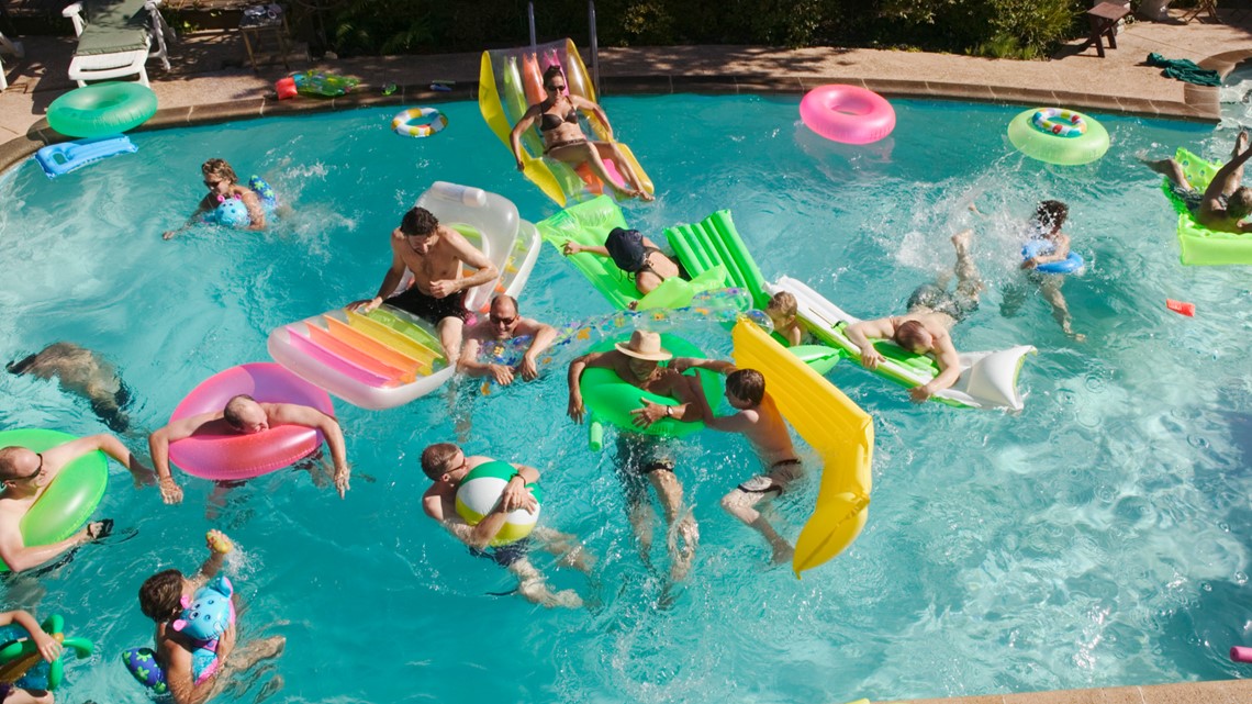 Can coronavirus spread in swimming pools? Here's what experts say ...