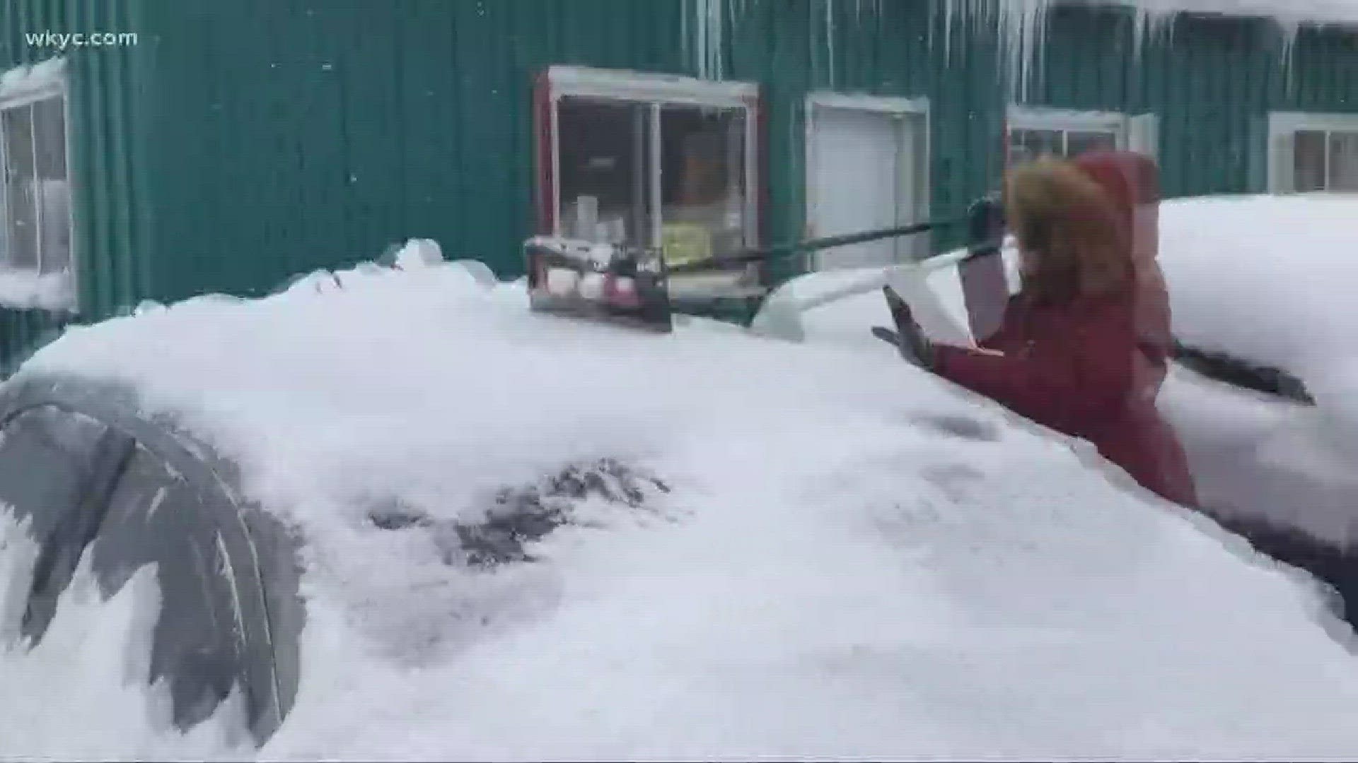 Why clearing the snow off your car is imperative before hitting the road