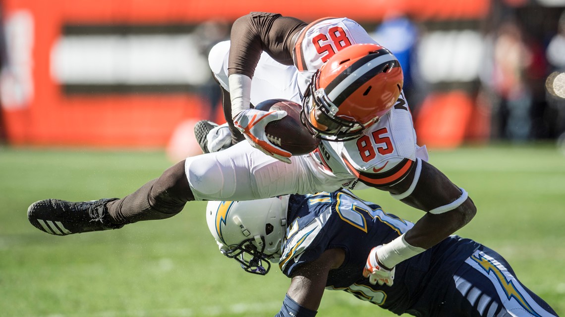 RECAP: Cleveland Browns humbled in 38-14 loss to Los Angeles Chargers at  FirstEnergy Stadium