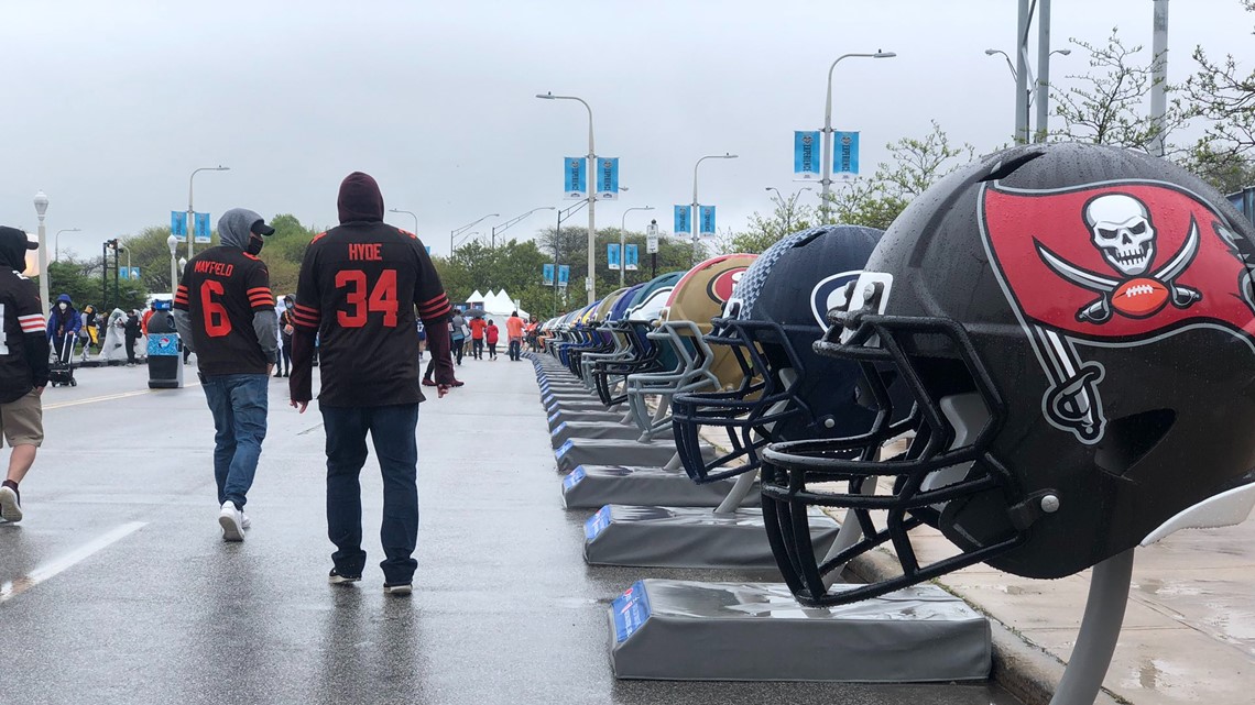 TSN Spotlights the NFL's Newest Stars with Extensive Live Coverage of the  2021 NFL DRAFT, Beginning April 29 - Bell Media