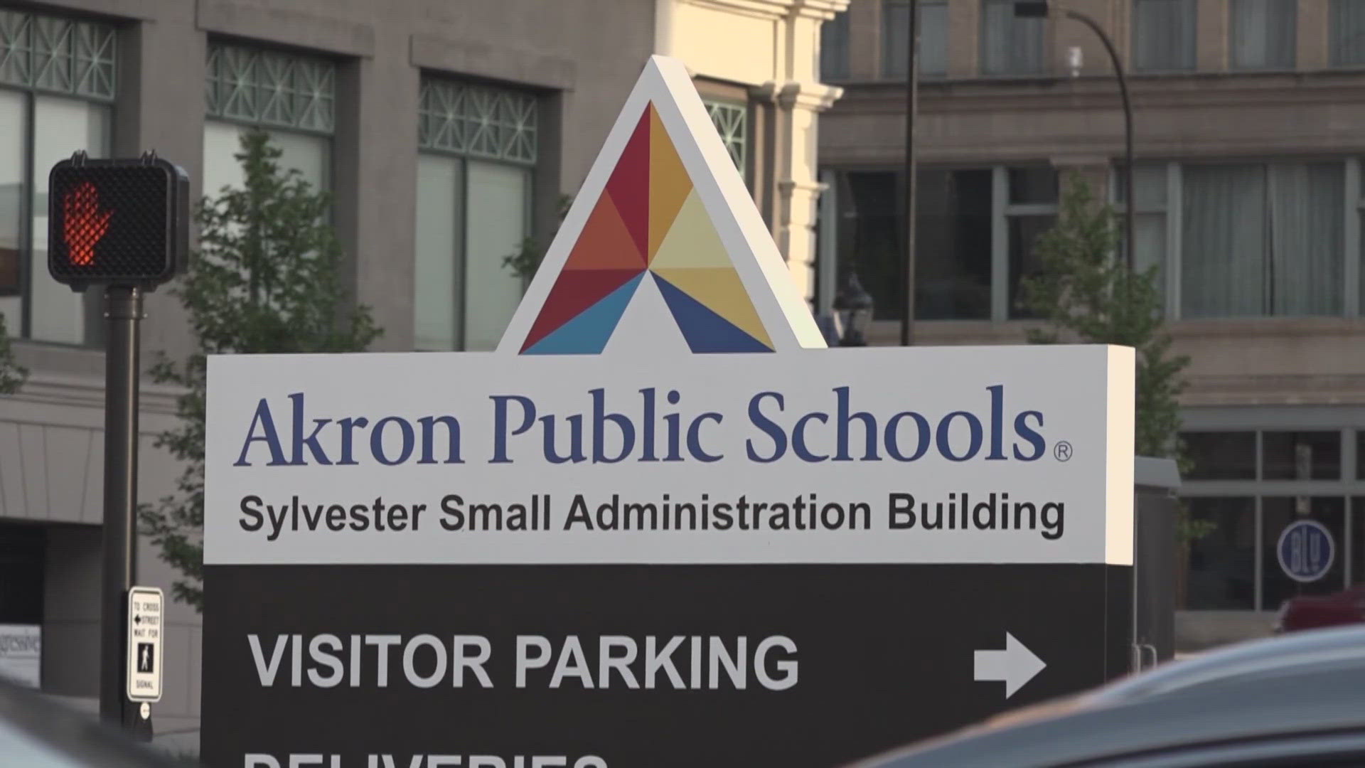 Akron public schools discusses transition report