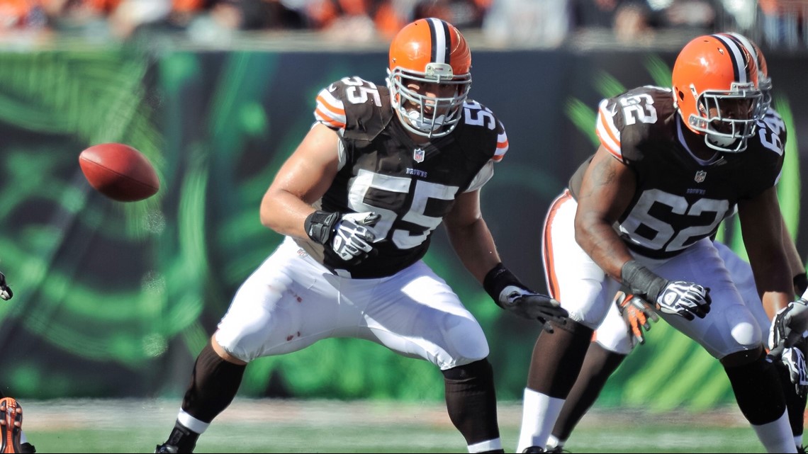 Dan Quinn: Former Cleveland Browns C Alex Mack sets standard as pro for Atlanta  Falcons