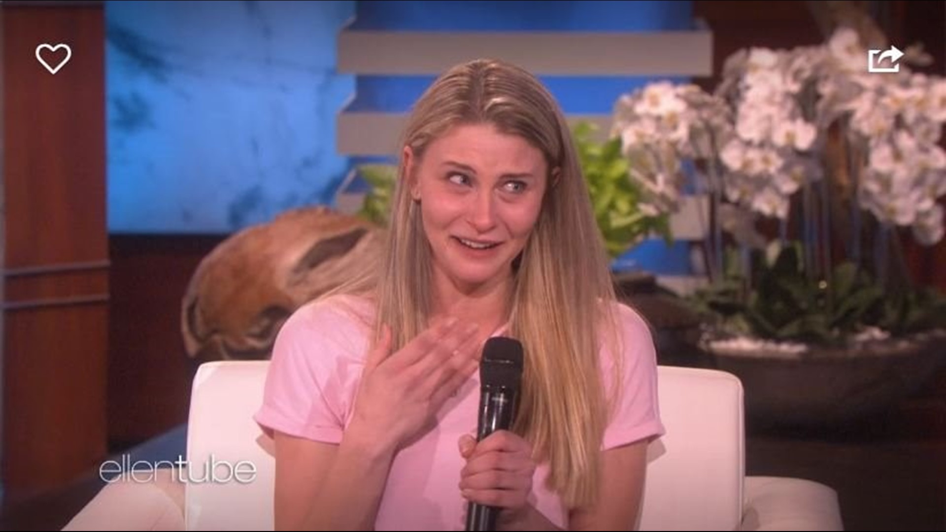 Watch Ellen DeGeneres surprises Cleveland woman on Friday's show