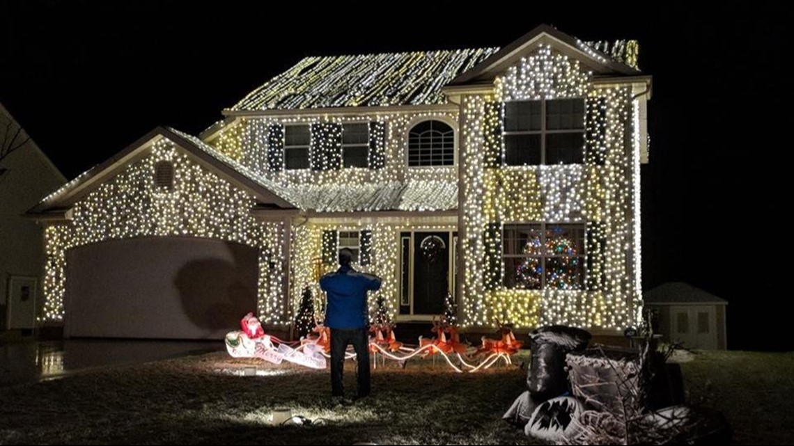 'Wadsworth Griswold House' lights up to raise money for cystic fibrosis