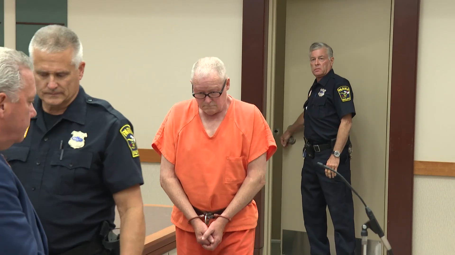 Man accused of killing North Royalton building commissioner indicted