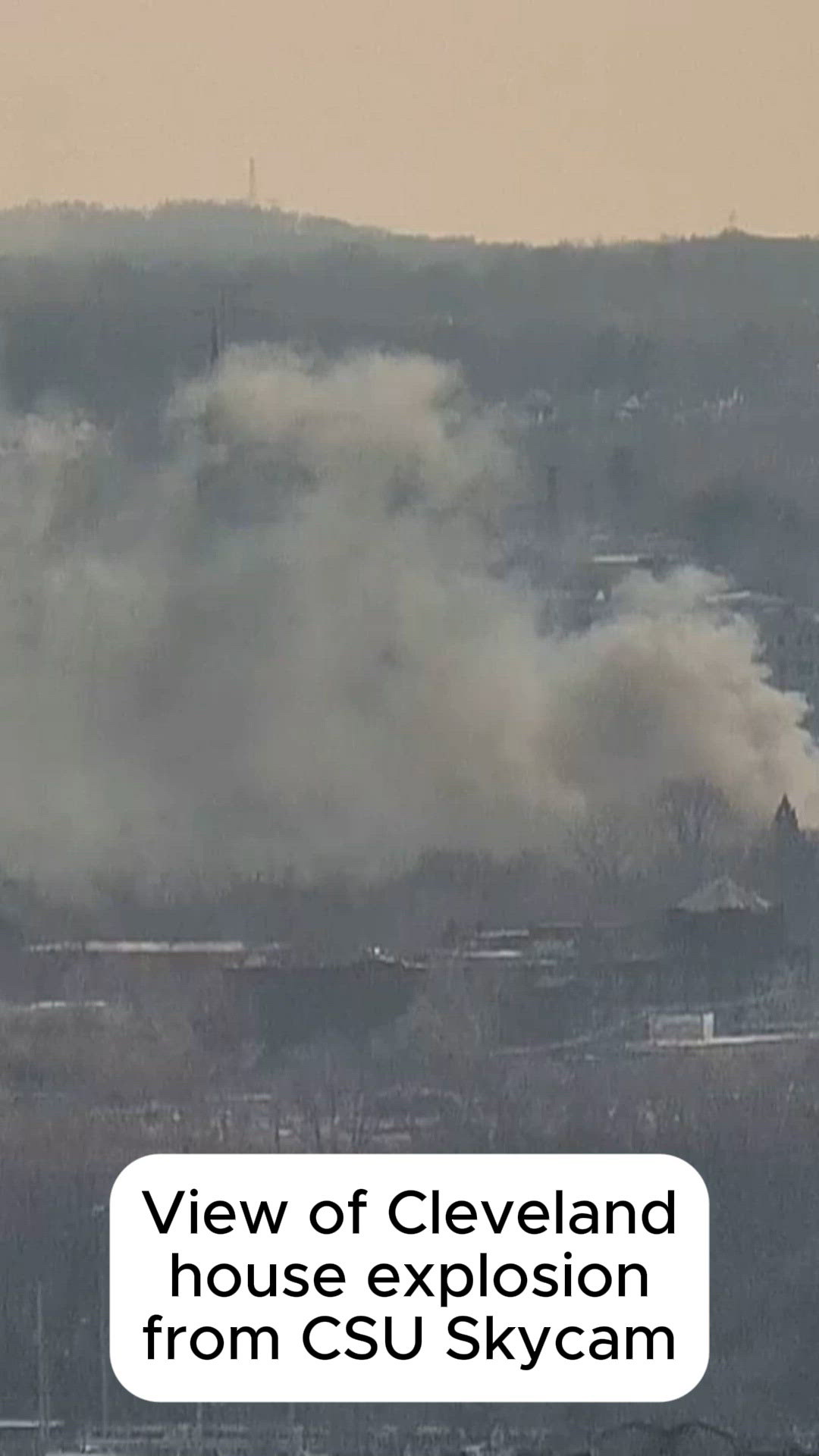 Skycam shows smoke, fire from Cleveland house explosion | wkyc.com