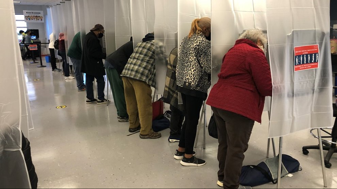 Hundreds vote early at Cuyahoga County Board of Elections