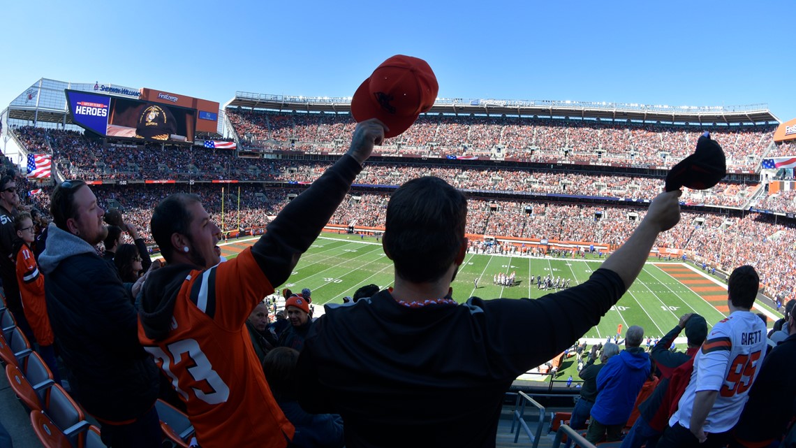 Police remind Cleveland Browns fans that alcohol is not allowed during Muni  Lot tailgating