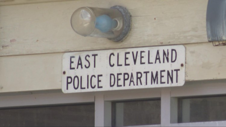 2 East Cleveland police officers indicted for tampering with evidence, telecommunications fraud; commander resigns amid charges