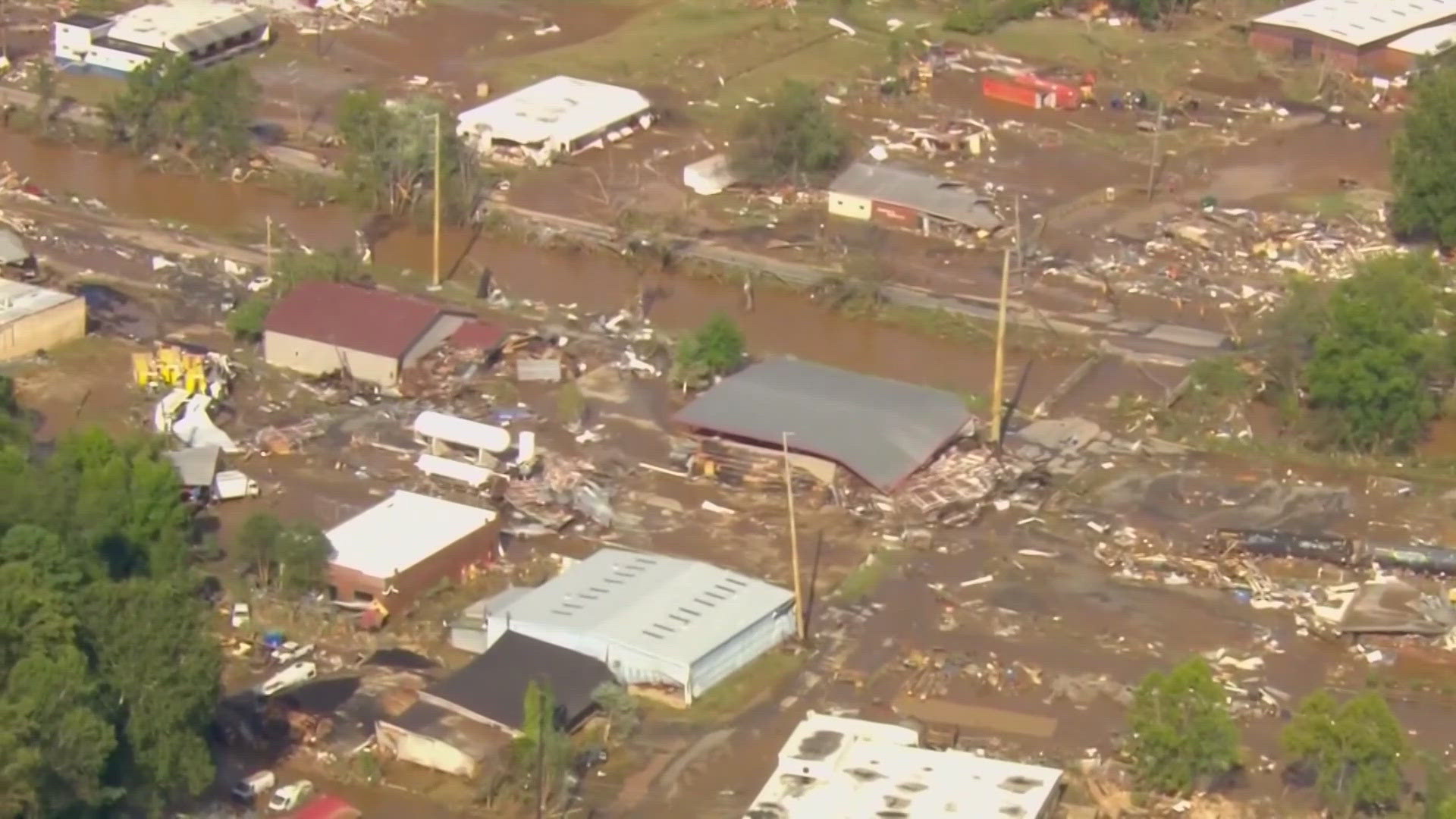 Death toll passes 100, supplies rushed to isolated communities.