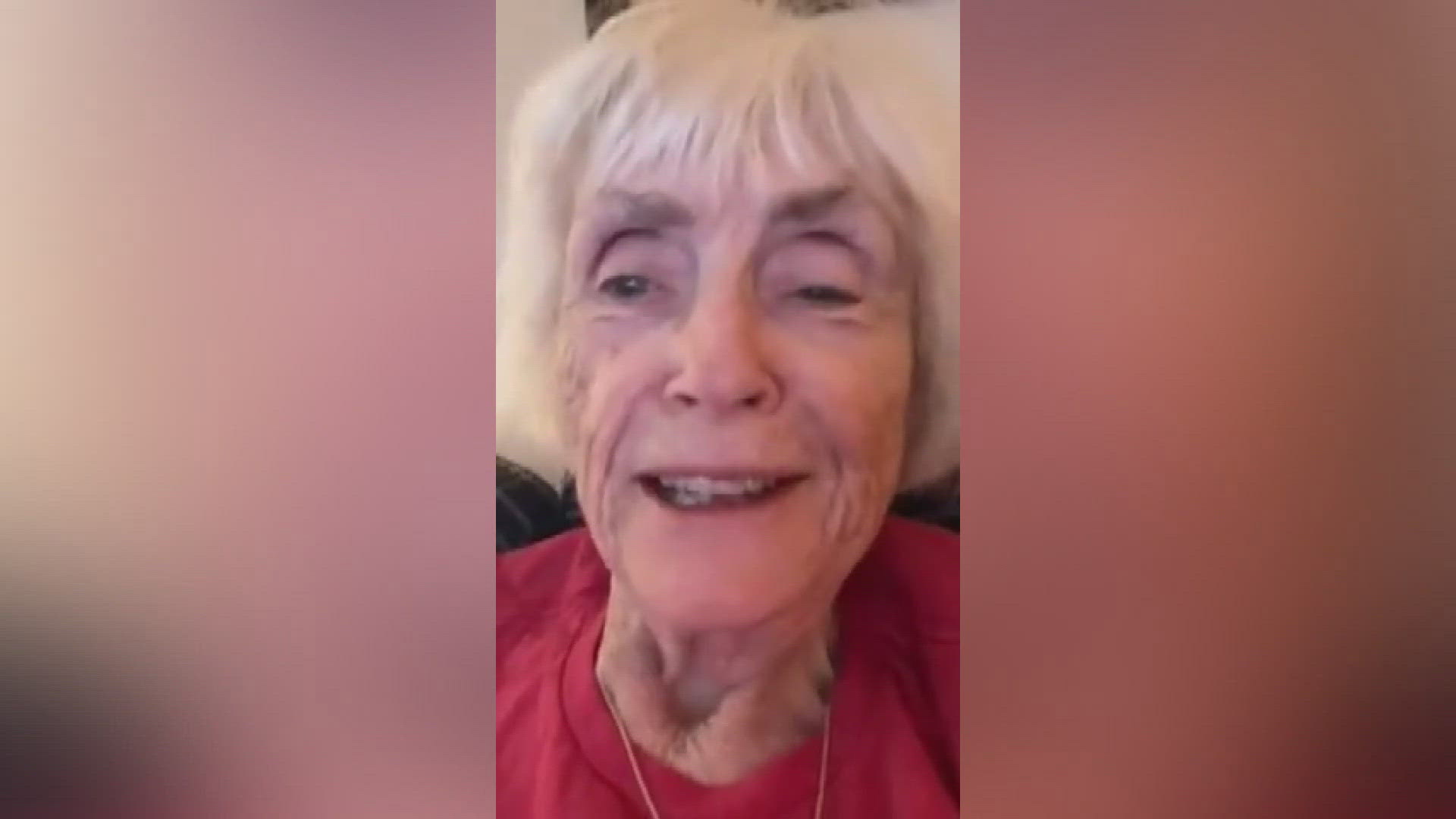 We had a special surprise when viewer Freda Whaley sent us this video of herself telling a dad joke. Enjoy the laughs!