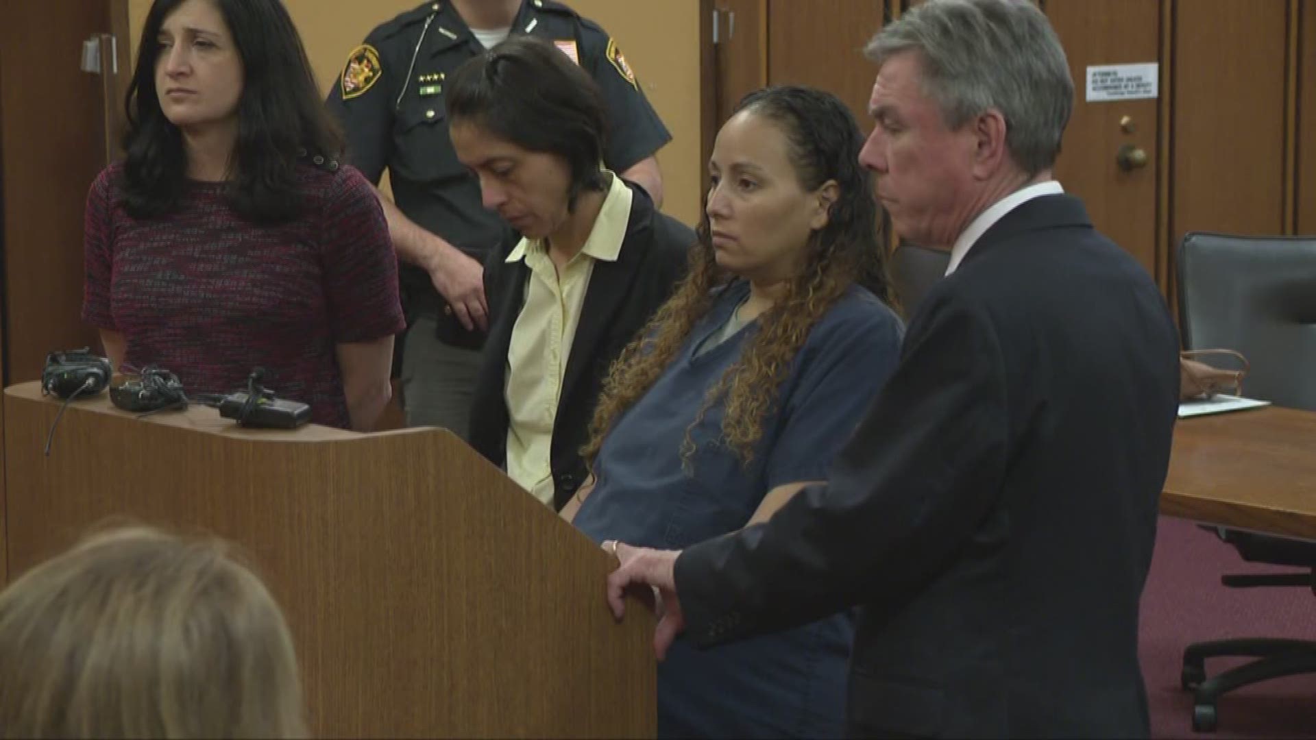 Cleveland woman accused of killing 5-year-old son gives birth to 10th ...