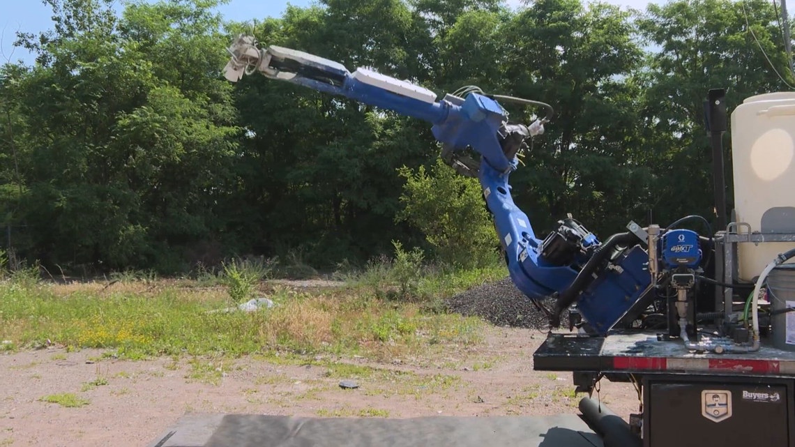 Cleveland company builds robot to take road crews out of traffic: Growing STEM