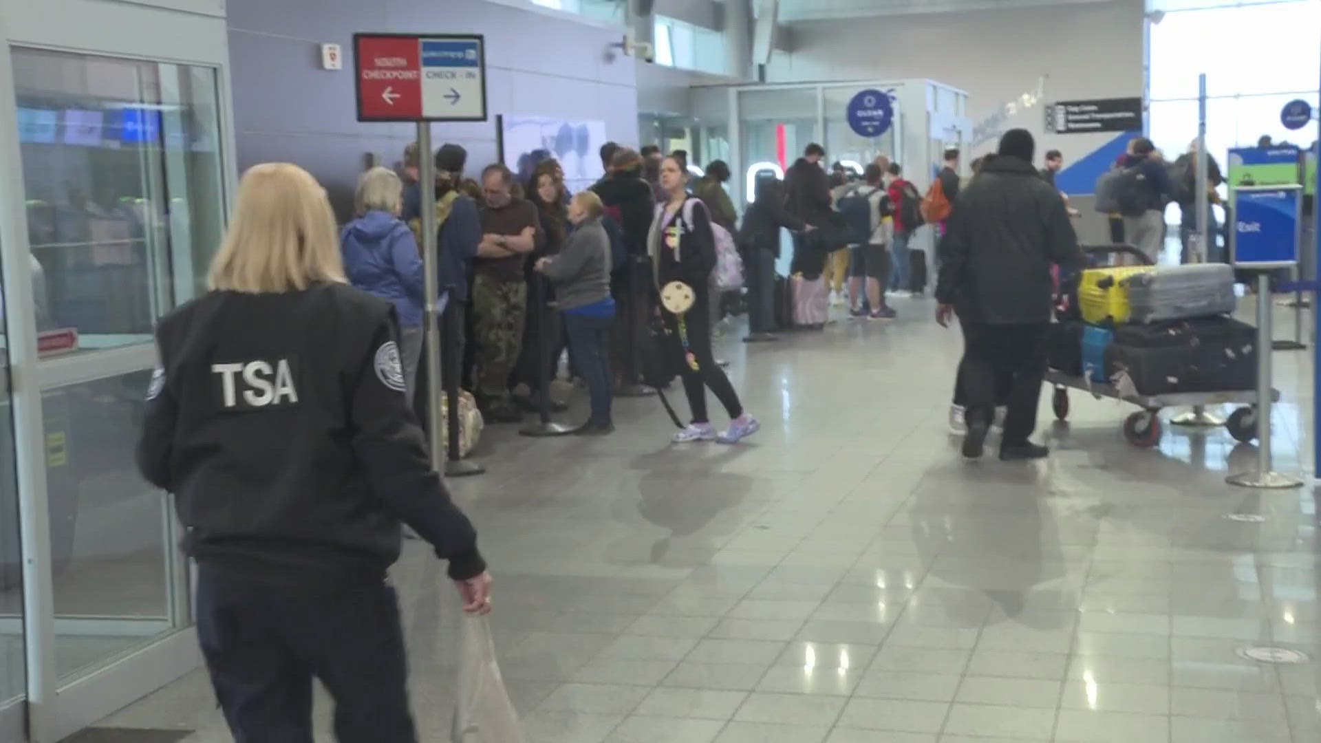 TSA, Cleveland Hopkins International Airport urge spring breakers to