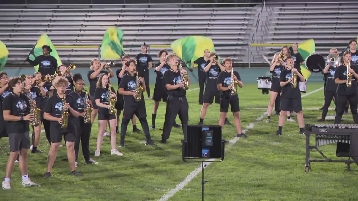 Marion L. Steele High School on Friday Football Fever: Having fun with ...